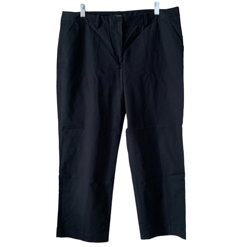 Tahari Navy Cropped Capri Pants size 14. Preppy flat front capris.